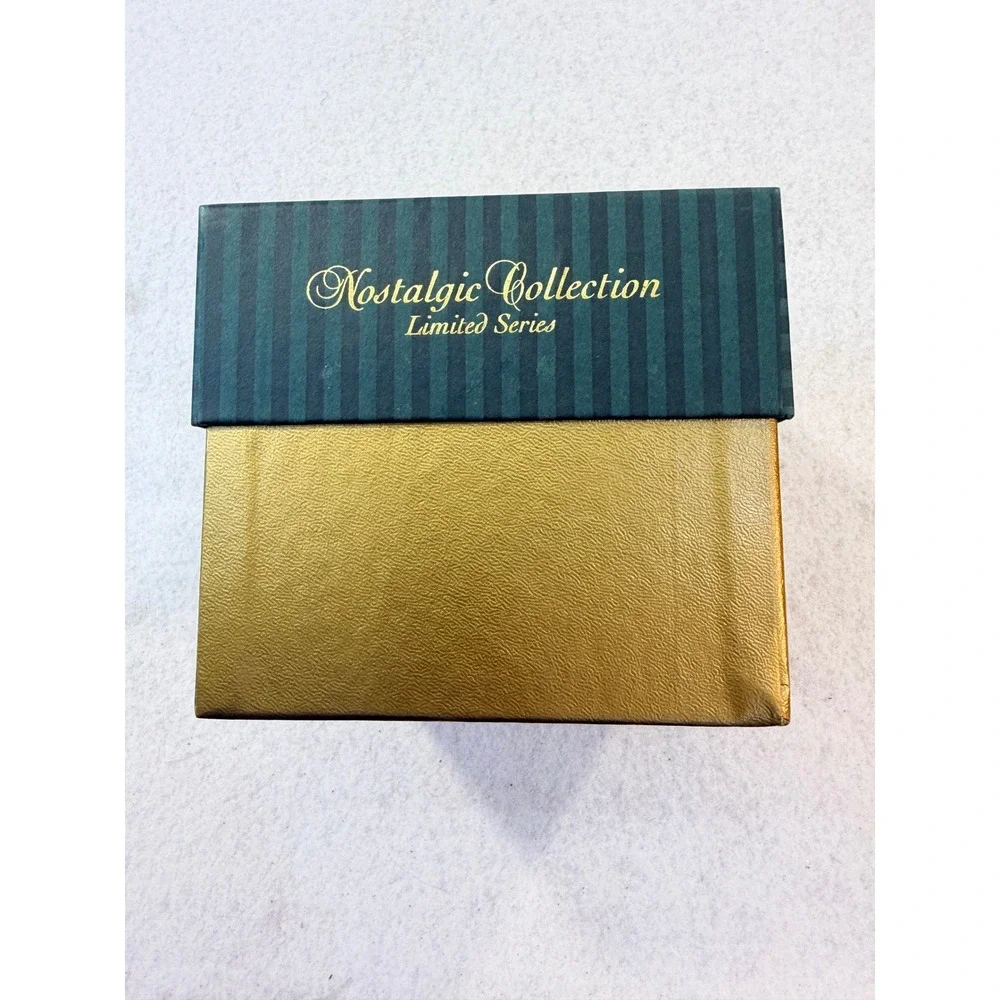 Waterford Holiday Heirlooms Avoca Grande Ball Gold Glass Ornament Limited Series